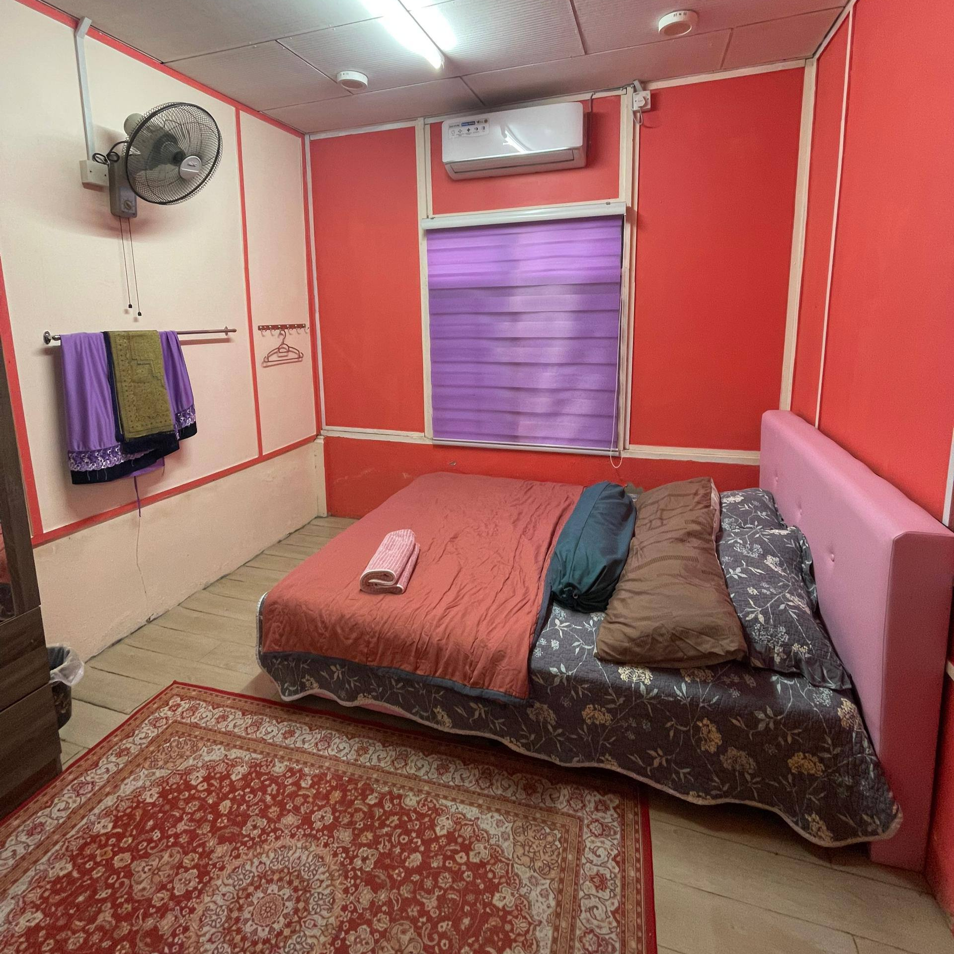 Bedroom/Living Room
